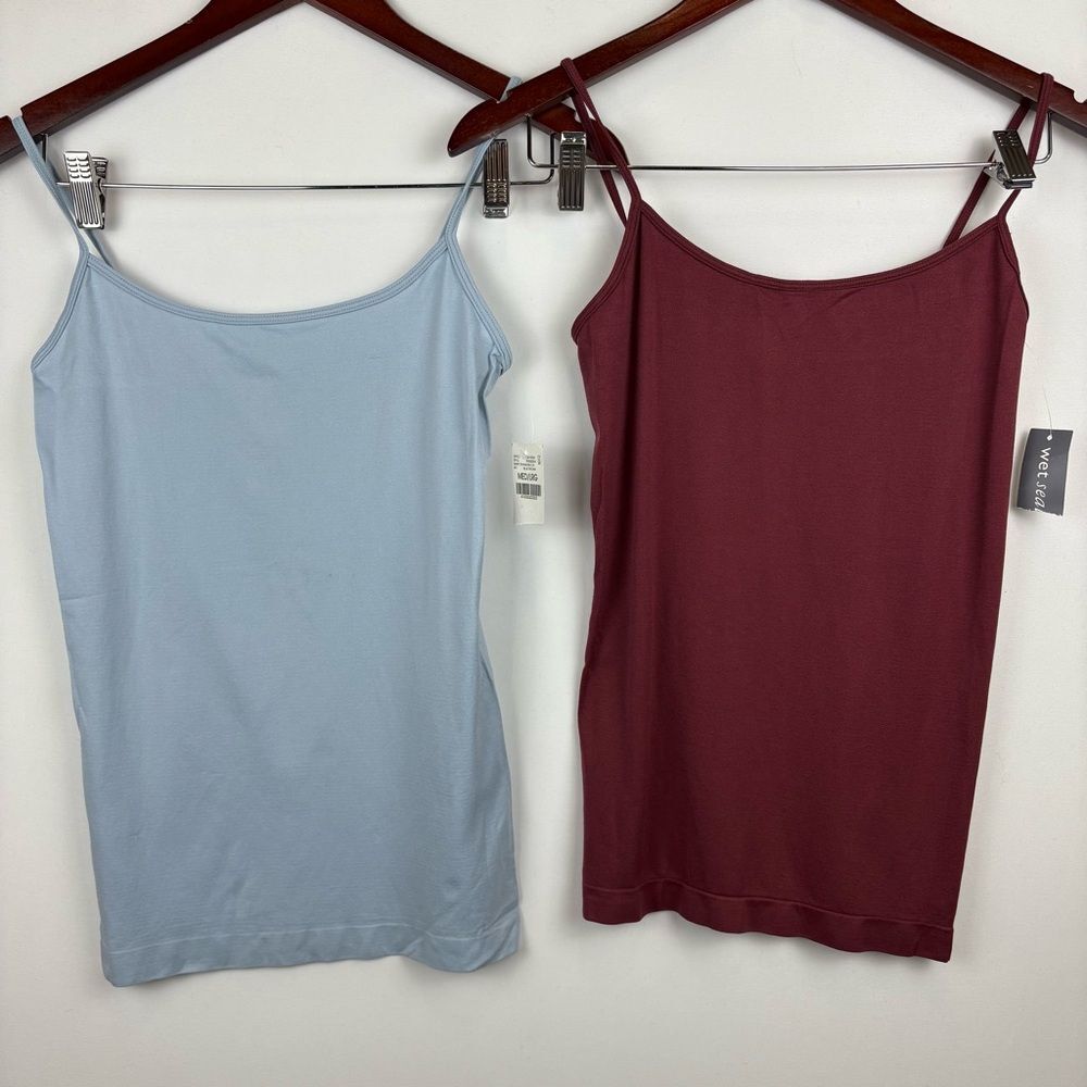 NWT Wet Seal‎ Tank Top Bundle
